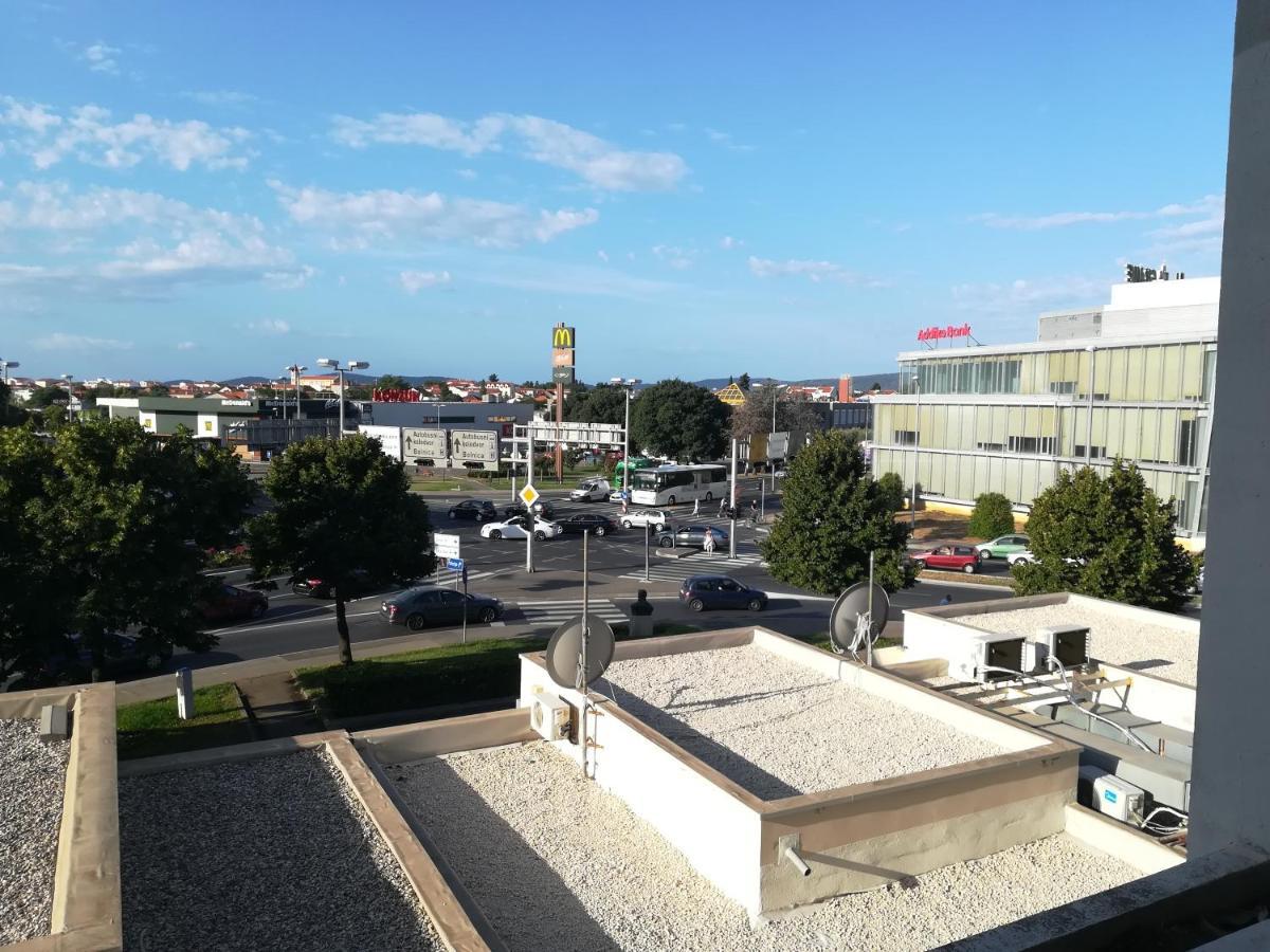Ryanair'S Urban Flat In Zadar-Kolovare Beach Ngoại thất bức ảnh